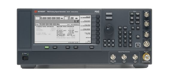 Keysight E8257D 007 520 1E1 1EH 1EU UNT UNW PSG Analog-Signalgenerator (100 kHz bis 67 GHz)