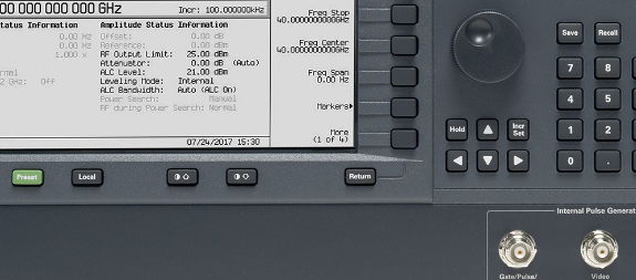 Keysight E8257D 007 550 1E1 1EU PSG Analog-Signalgenerator (100 kHz bis 67 GHz)