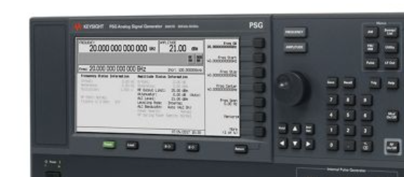 Keysight E8257D 007 520 1E1 1EA UNT UNW UNX PSG Analog-Signalgenerator (100 kHz bis 67 GHz)