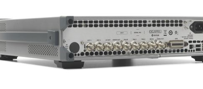 Keysight N5171B 006 099 302 303 320 506 1EA 1ER UNT UNW UNZ EXG X-Series RF-Analogsignalgenerator (9 kHz bis 6 GHz)
