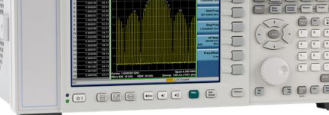 Keysight N9030A 550 B1X B1Y CR3 DP2 EP1 EXM FS1 FSA LFE MPB NF2 NUL P50 PC4 PFR RTL SSD Win7 N9060B-2FP PXA Signalanalysator (3 Hz bis 50 GHz)